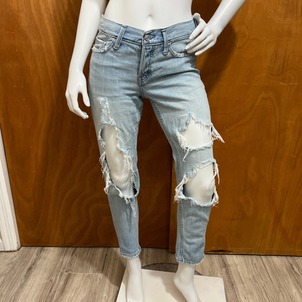 Abercrombie & Fitch Boyfriend Straight Jean 0R W25 Heavily Distressed Light Wash